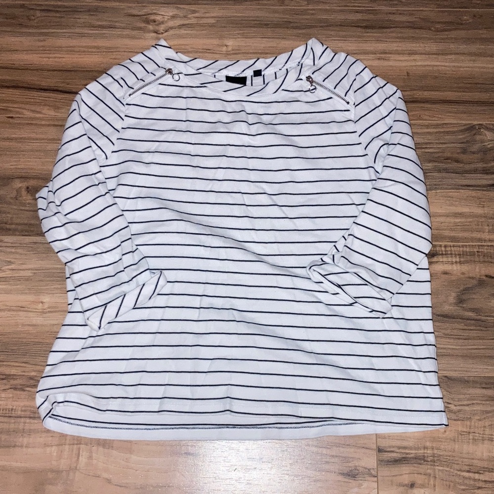 #60. Rafaella - Striped White and Black Long Sleeve Boatneck Top